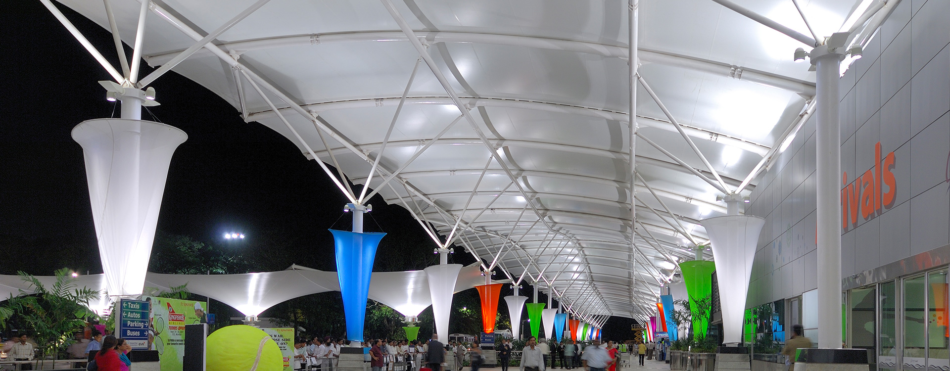 Mumbai Airport Entrance