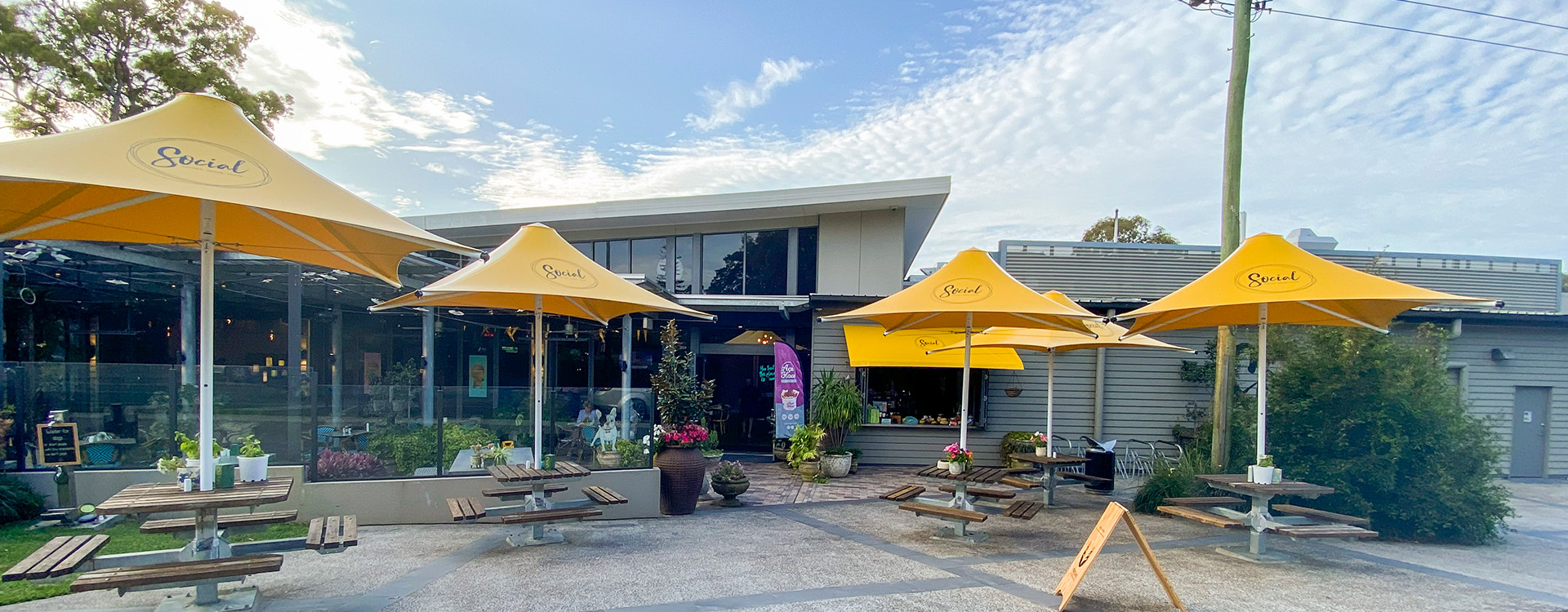 Bribie Island RSL Club outdoor dining area